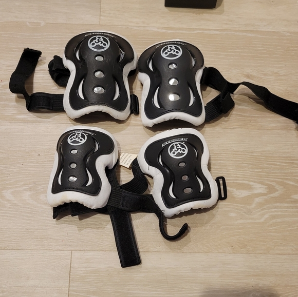 Strider Elbow and Knee Pad Set - 18 Mo - 5 Years - Picture 3 of 4